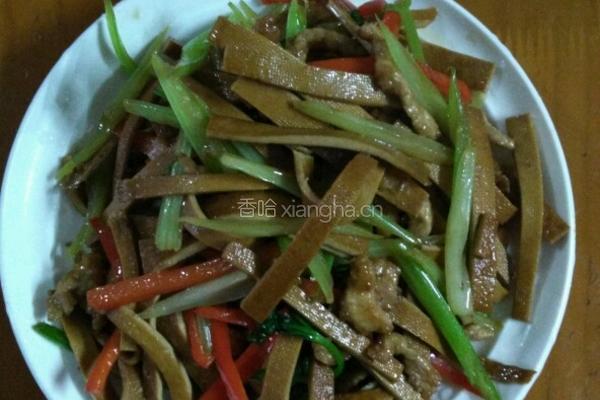 三丝炒肉
