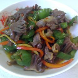 青椒炒鸭胗的做法[图]