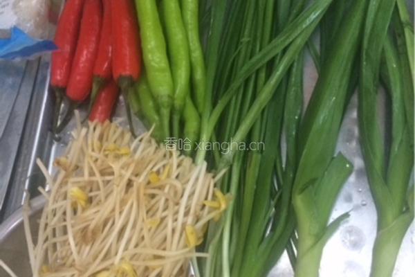 靓汤肥牛的做法图解1