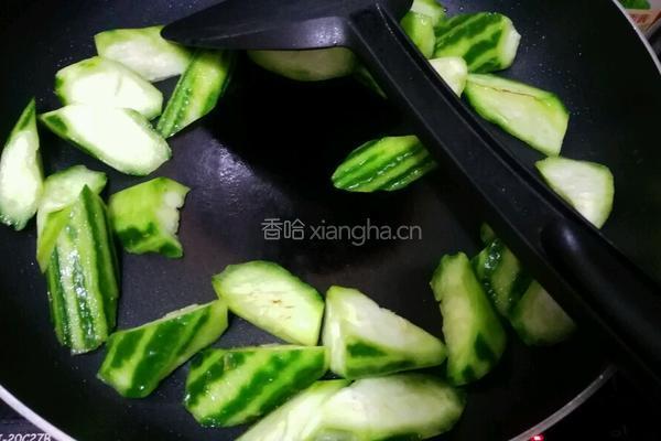 丝瓜肉丸汤的做法图解3