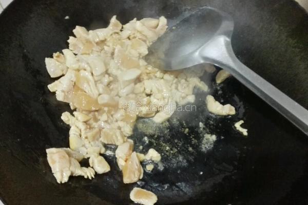 土豆炒鸡胸肉的做法图解5