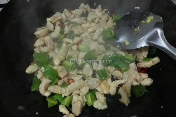 土豆炒鸡胸肉的做法图解6