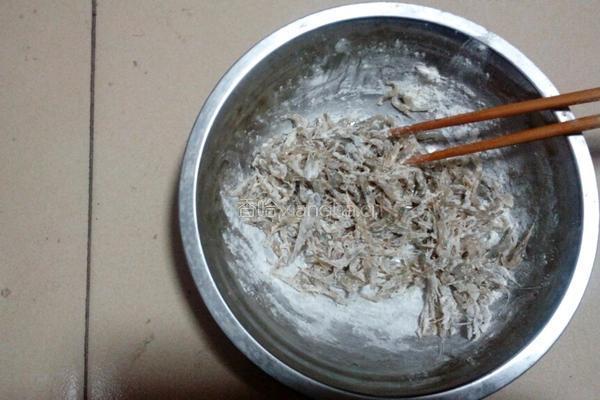 干炸小河虾的做法图解2