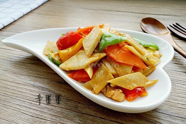 三椒杏鲍菇炒肉的做法图解8