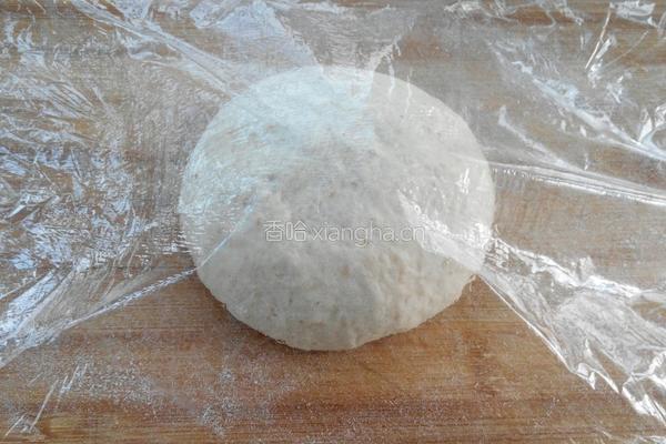奥尔良鸡腿香菇披萨的做法图解4