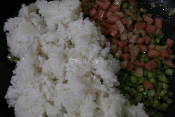 培根炒饭的做法图解6