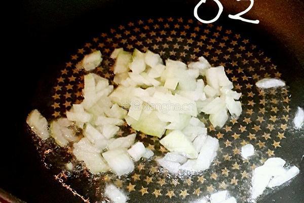 土豆培根炒饭的做法图解3