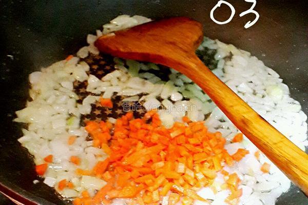 土豆培根炒饭的做法图解4