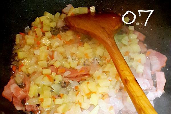 土豆培根炒饭的做法图解8