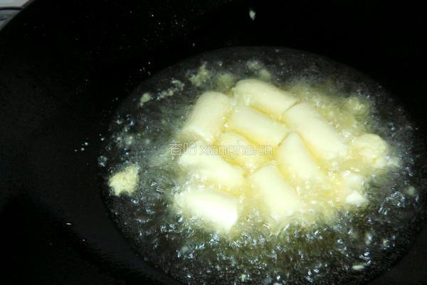 简单的豆腐煲的做法图解1
