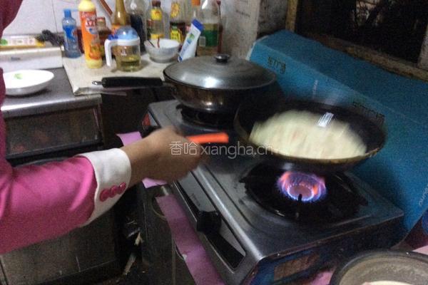 胡萝卜青椒面饼的做法图解9