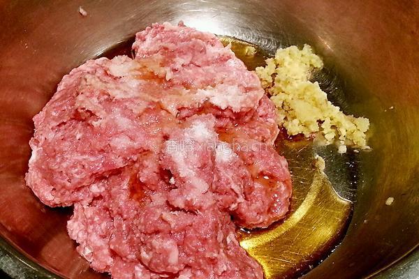 胡萝卜大葱羊肉水饺的做法图解5