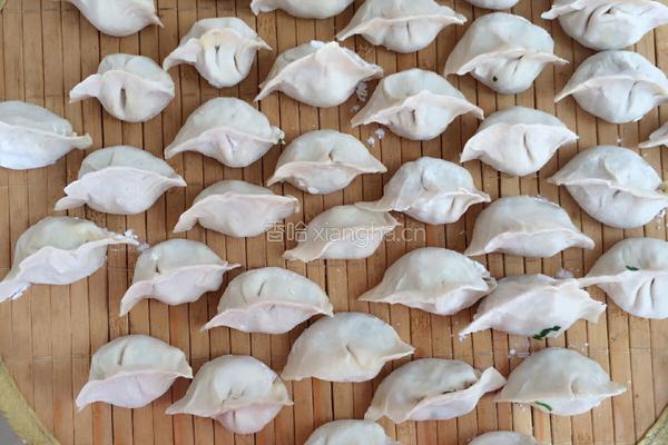 荠菜水饺的做法图解5
