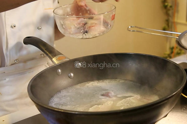 湘味上汤浸鲜鱼的做法图解6