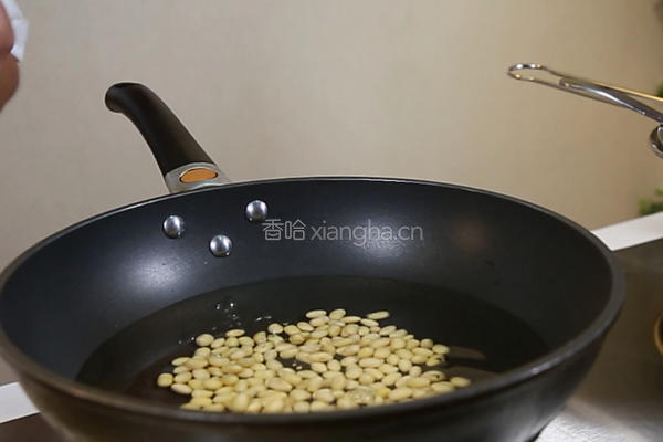 黄豆炒水疙瘩的做法图解4