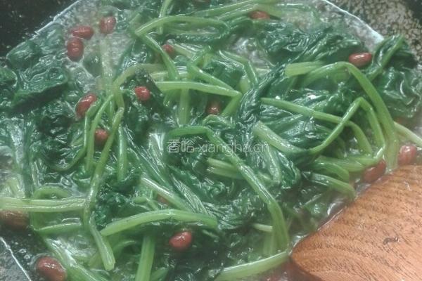 花生芝麻炒菠菜的做法图解8