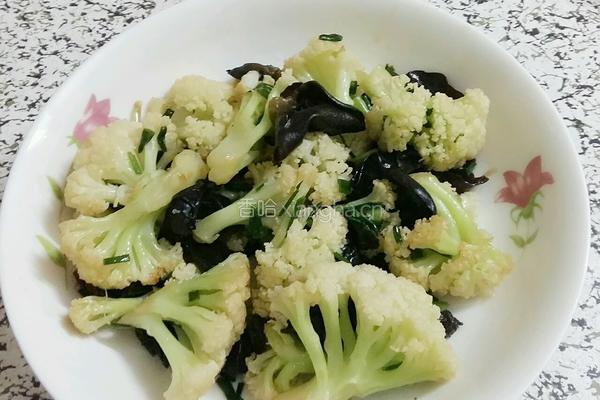 木耳花菜的做法图解10