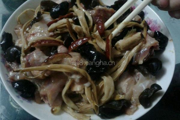 金针云耳蒸滑鸡的做法图解6