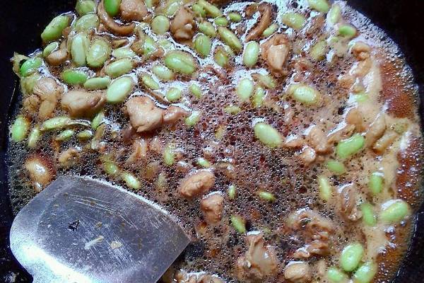 毛豆炒鸡块的做法图解5