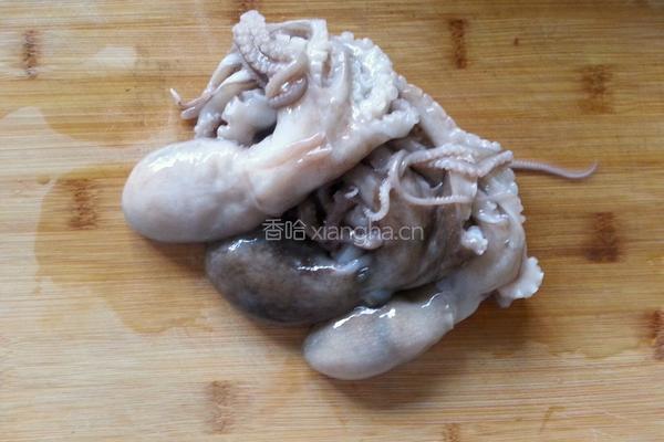 蒜爆章鱼的做法图解1