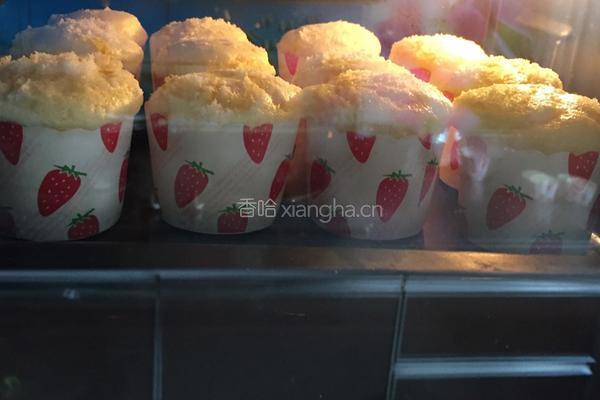 椰蓉纸杯蛋糕的做法图解10