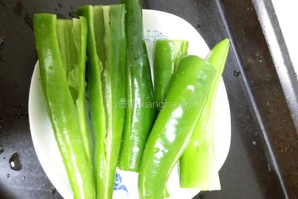 青椒酿肉的做法图解2