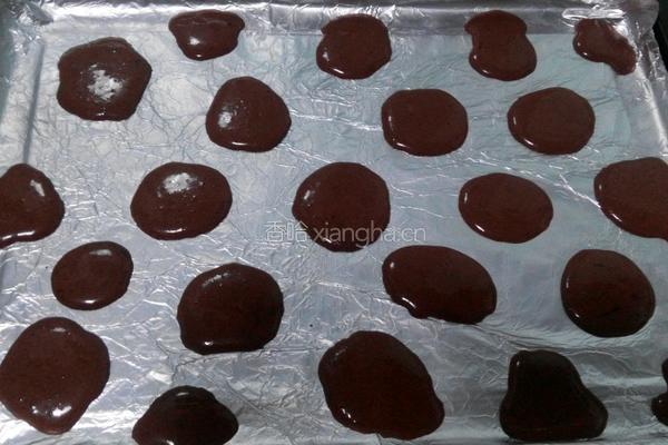 奶牛花纹蛋糕卷的做法图解12