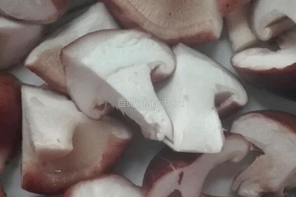 三鲜汤的做法图解1