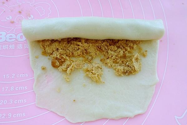 香葱培根芝士肉松面包的做法图解10