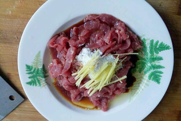 酸辣牛肉丝的做法图解2