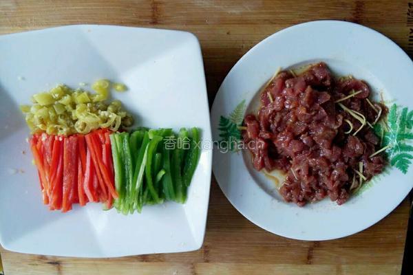 酸辣牛肉丝的做法图解3