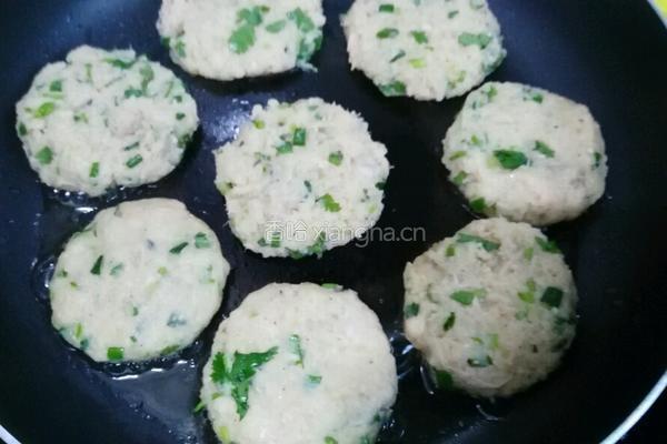香煎三文鱼薯饼的做法图解9