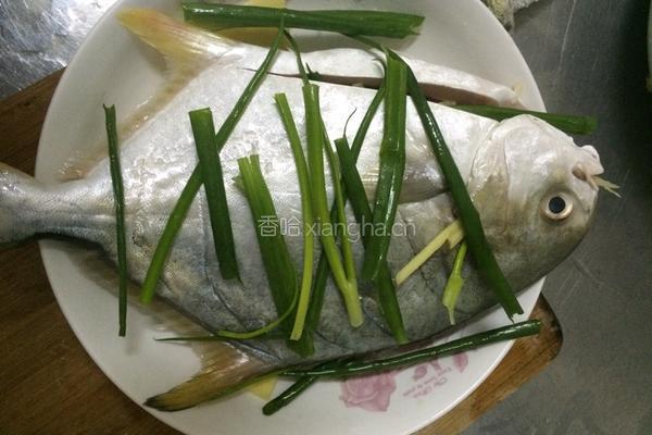 清蒸鲳鱼的做法图解5