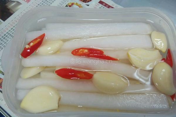 酸辣萝卜条的做法图解4