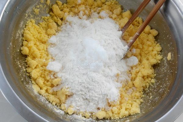 香煎玉米饼的做法图解3