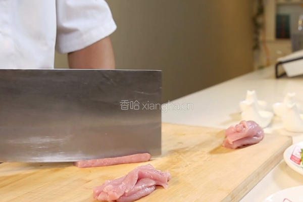 青椒炒肉丁的做法图解2