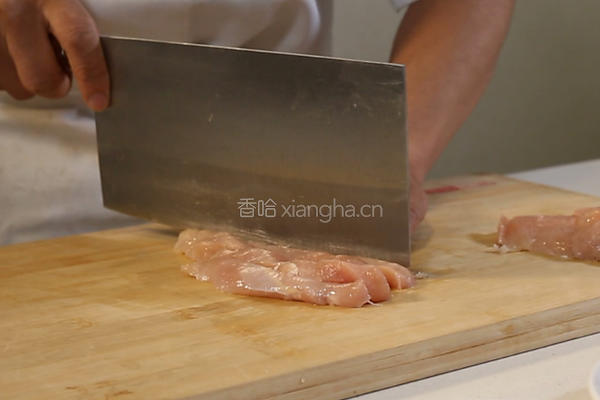 青笋炒鸡丁的做法图解2