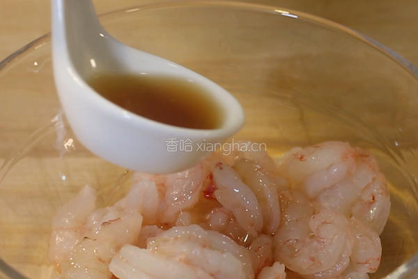 西兰花炒虾仁的做法图解5