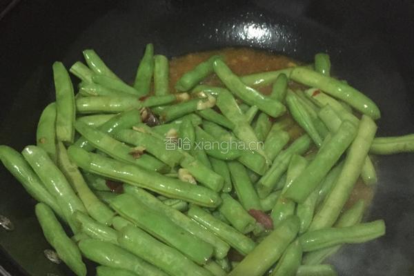 油焖豆角的做法图解4