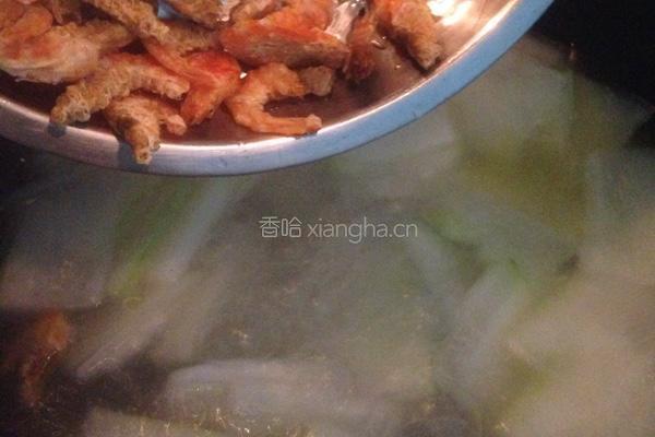 白贝虾仁冬瓜汤的做法图解6