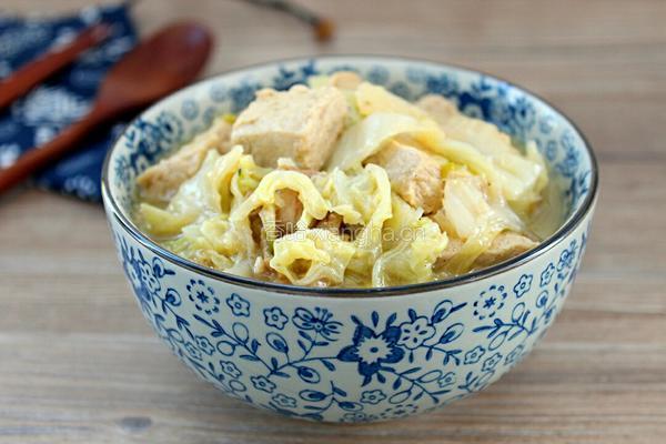 大白菜炖冻豆腐的做法图解10