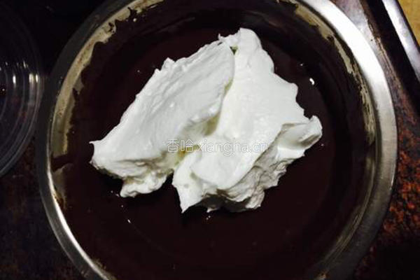 十寸的可可戚风蛋糕的做法图解10
