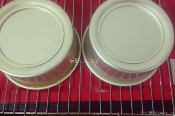 戚风蛋糕6寸(两个)的做法图解13
