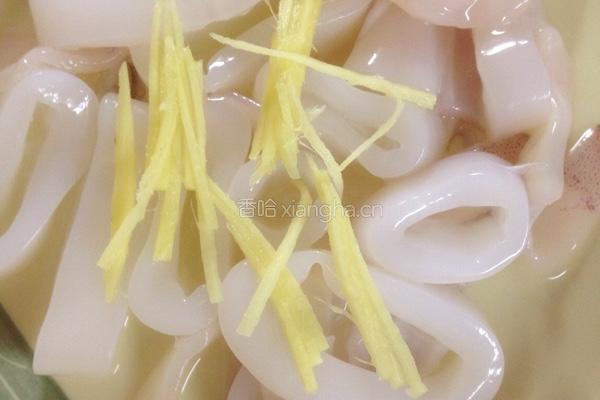 鲜鱿炒韭苔的做法图解4