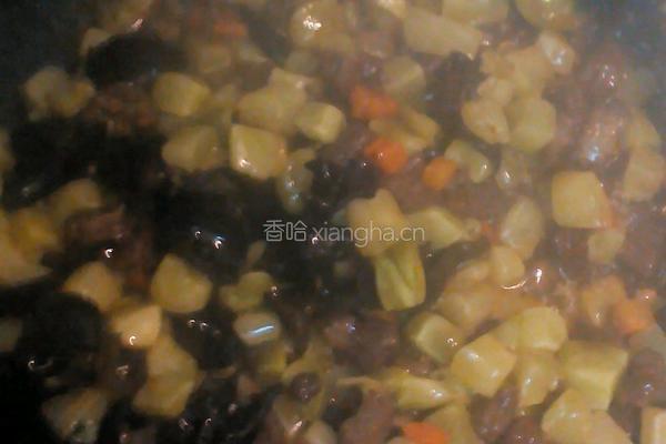 肉炒榨菜芯的做法图解12