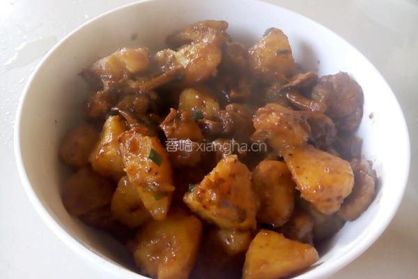 土豆炖鸡肉的做法图解9