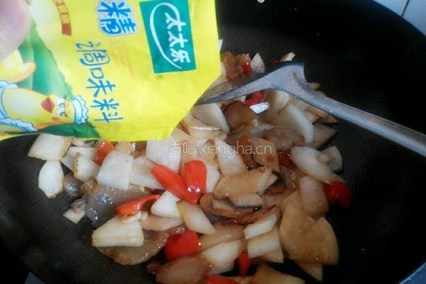 咸肉炒罗卜的做法图解5