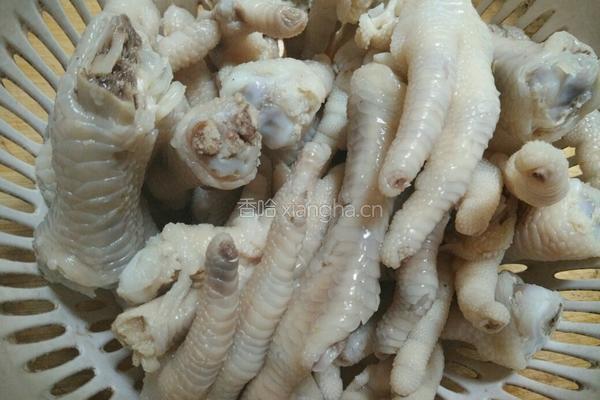 麻油凤爪的做法图解1
