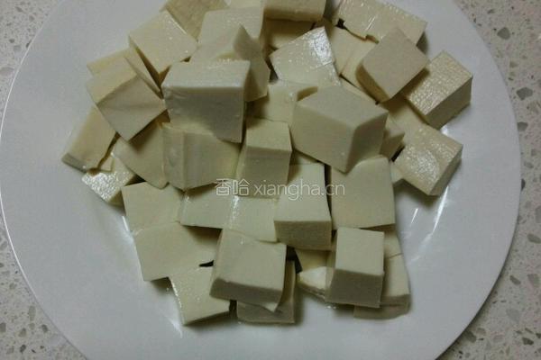 麻婆豆腐的做法图解1