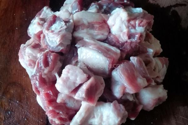 南瓜牛腩盅的做法图解1